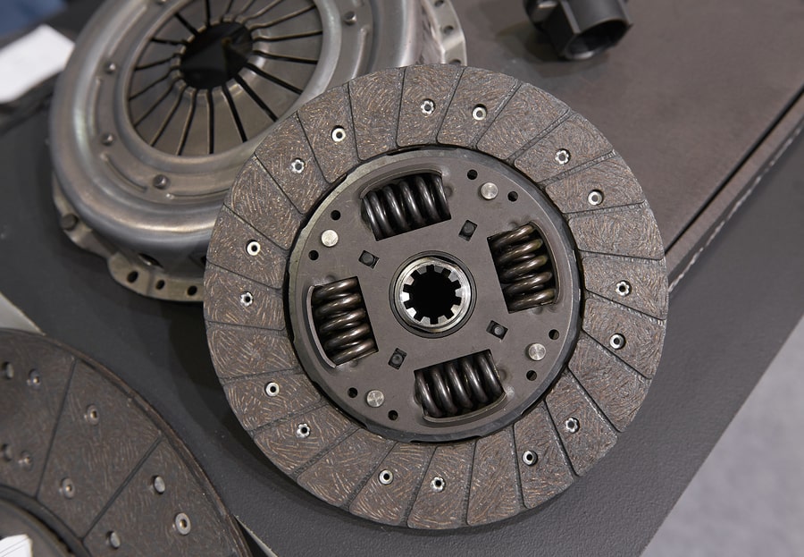 8 Signs That Your Clutch May Be on Its Way Out - BreakerLink Blog