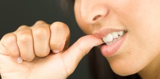 Bad habits that cause dental problems