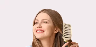When Do You Need to Replace Your Hairbrush With a New One?